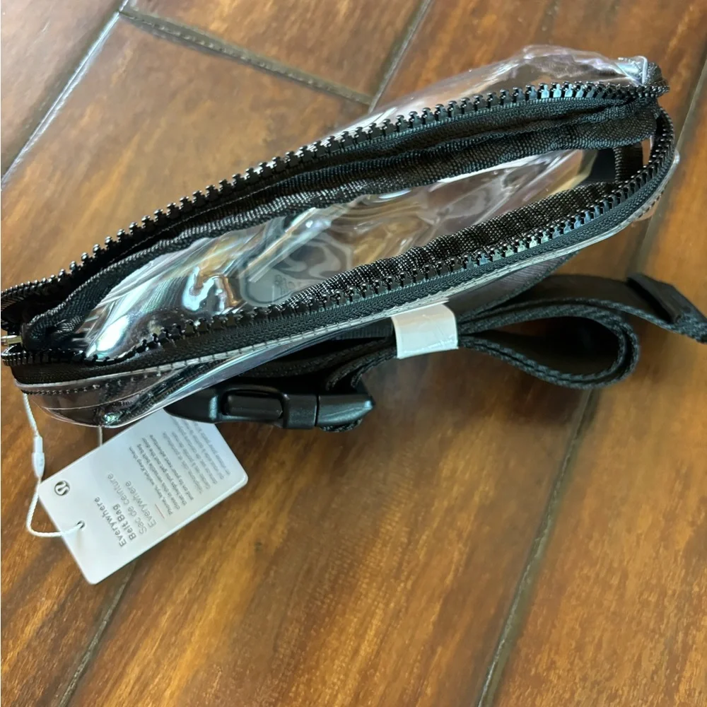 New Lululemon Clear Everywhere Belt Bag - Picture 4 of 7